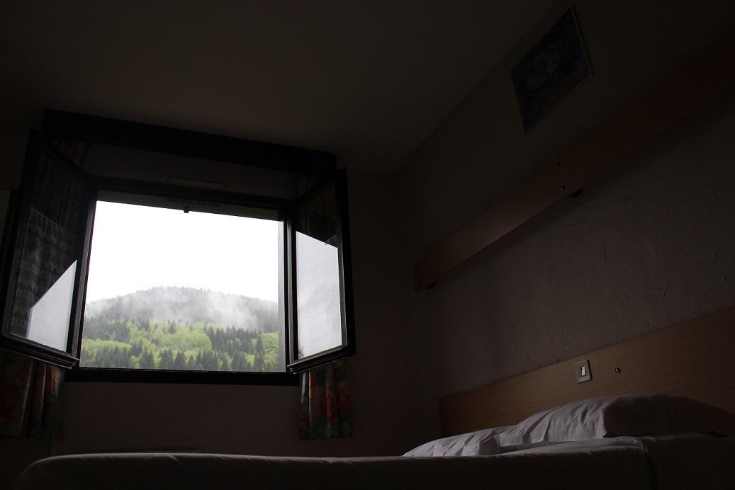 Hotel Les Bruyeres Ventron Bagian luar foto