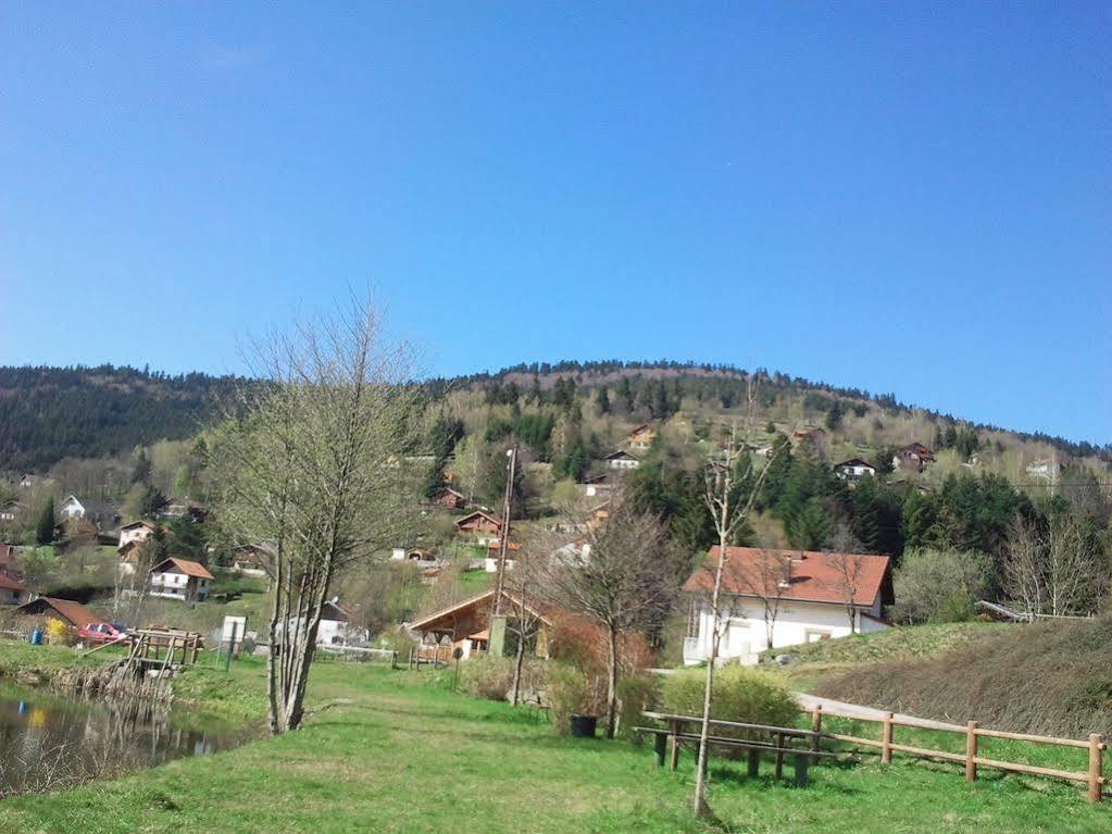 Hotel Les Bruyeres Ventron Bagian luar foto