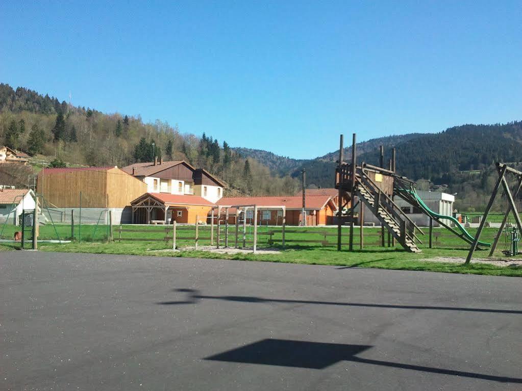 Hotel Les Bruyeres Ventron Bagian luar foto